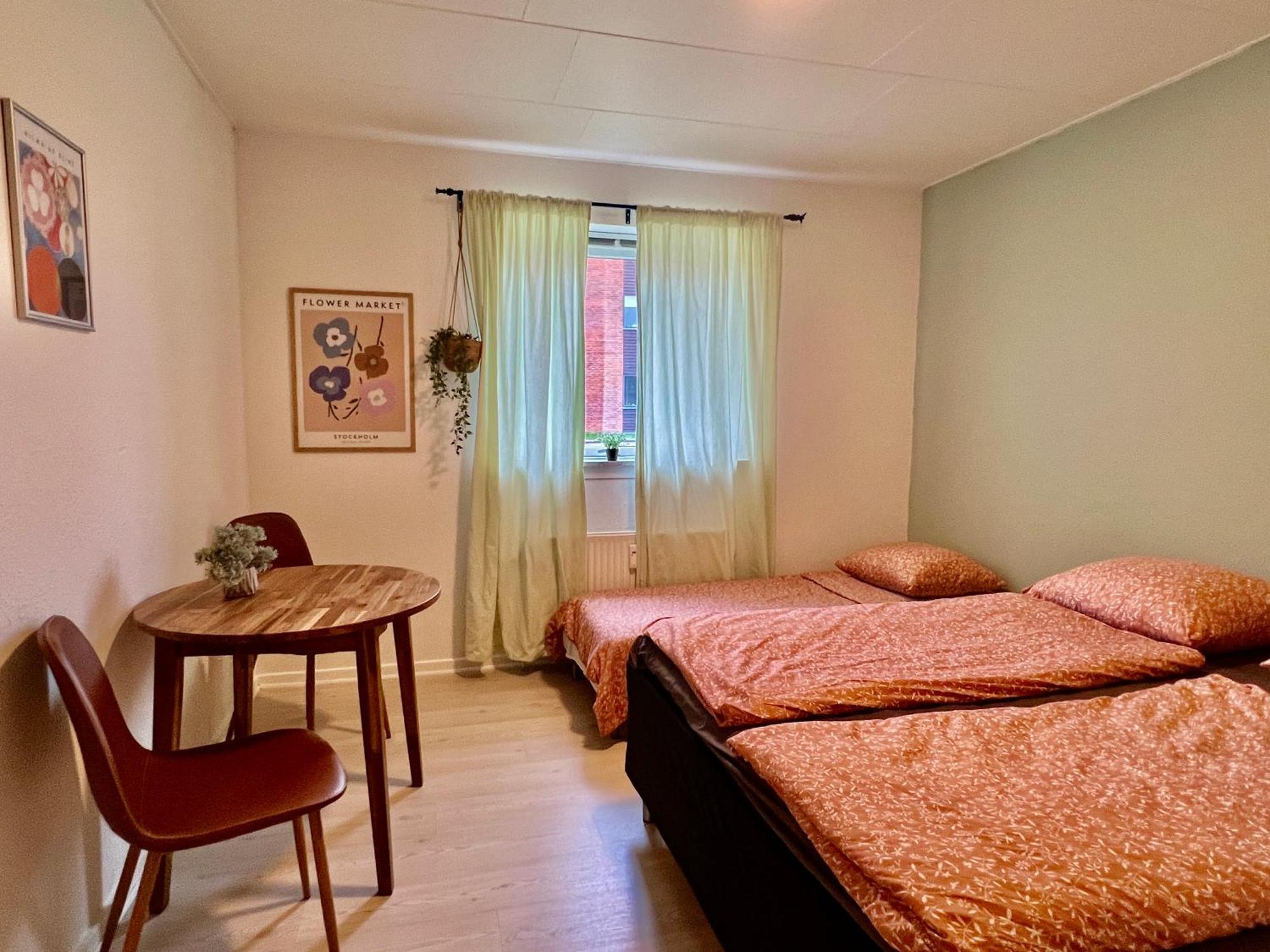 5 Minute Walk To Lego House - N3 - Studio Room With Private Bathroom Billund Exterior photo